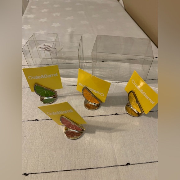 Crate&Barrel Other - Crate & Barrel Citrus Place Card Holders (4)